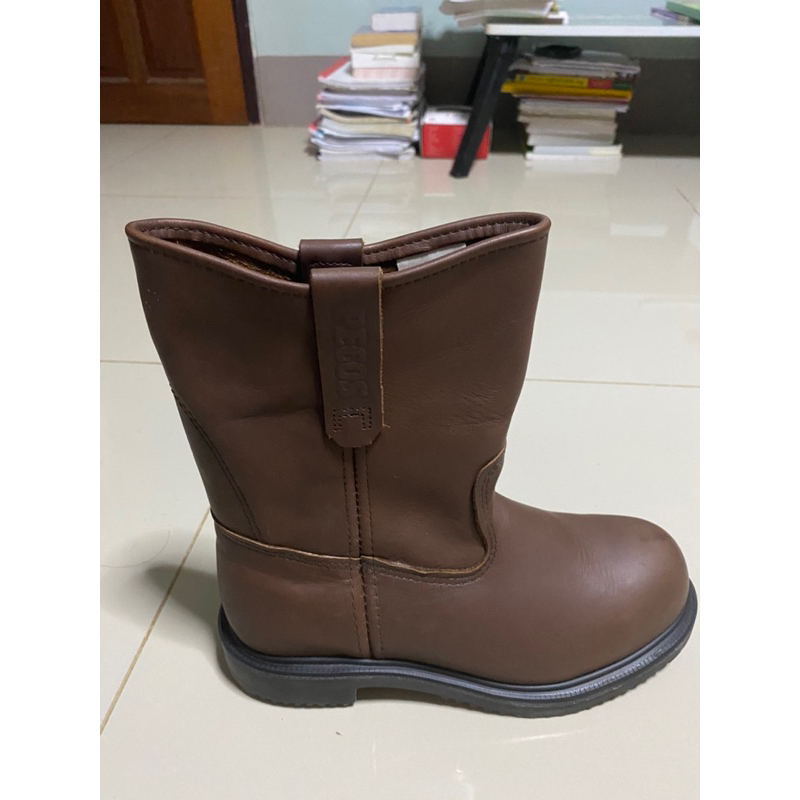 Redwing 8241 E3 Safety Boots, ขนาด 7.5 USA สภาพใหม่มาก 99 %สินค้าเคยใส่แล้ว 1 ครั้ง