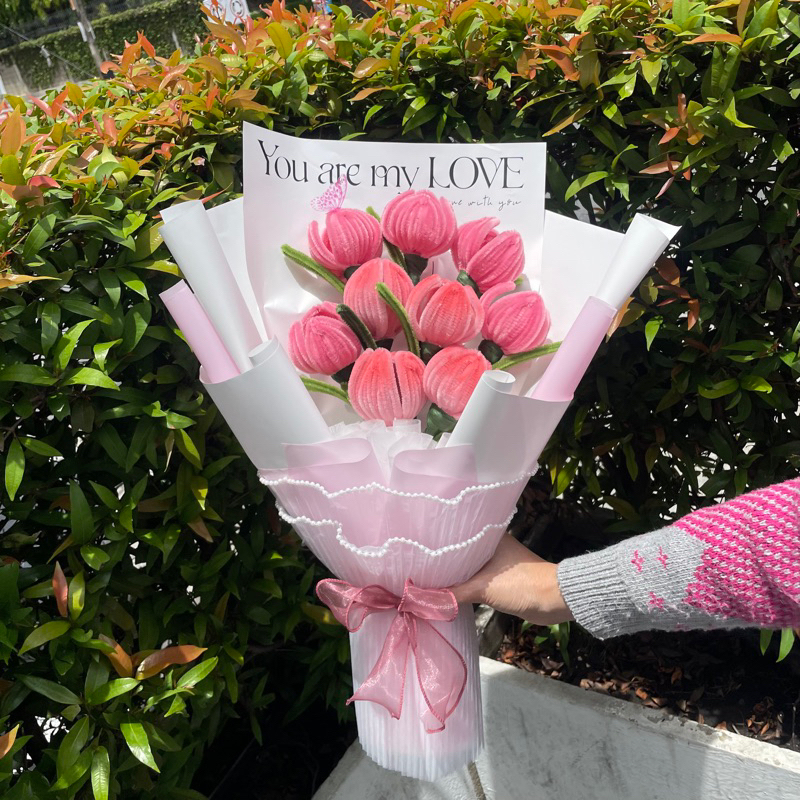 *พร้อมส่งในไทย ช่อดอกทิวลิปชสีชมพู ช่อดอกไม้วันปัจฉิม ของขวัญรับปริญญา