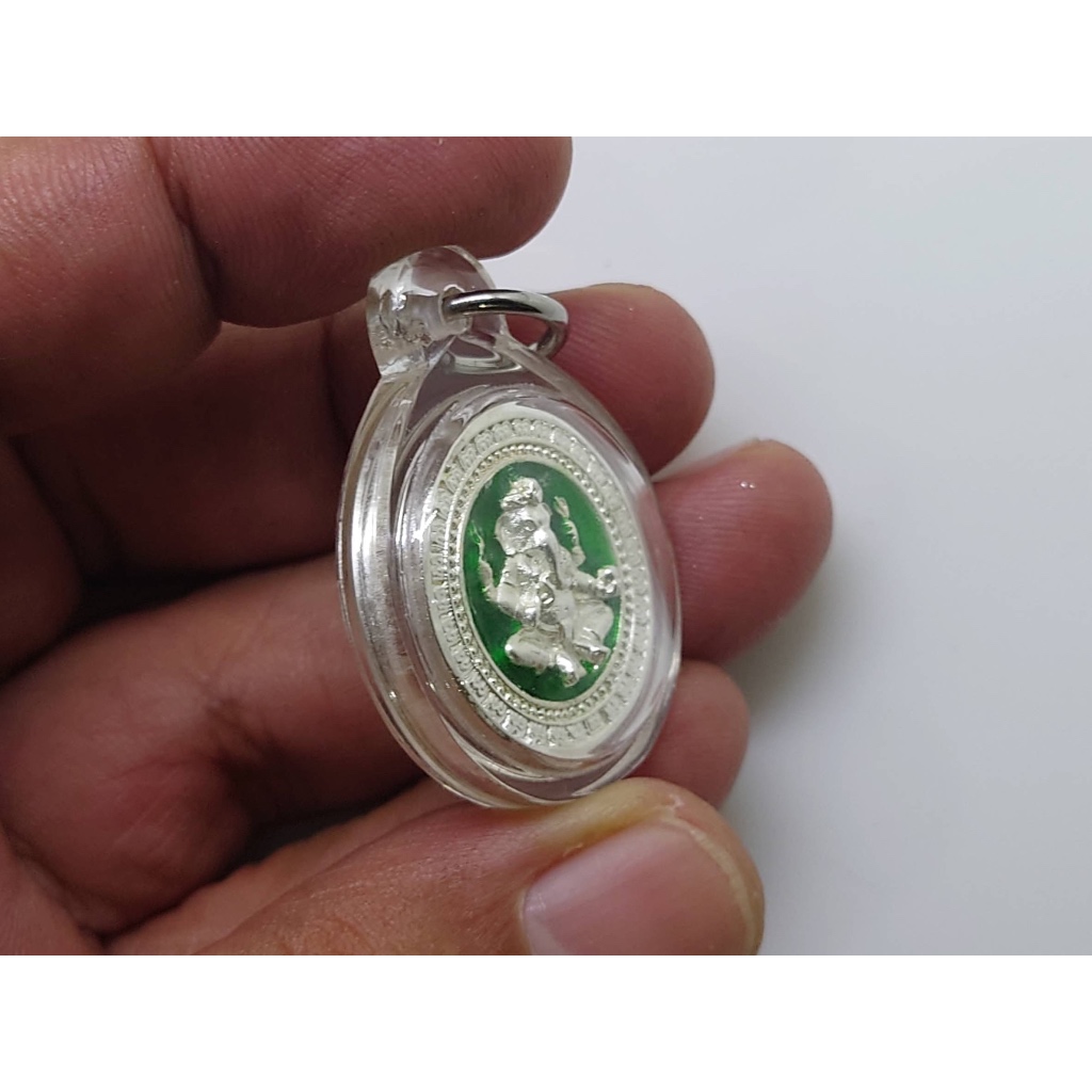 พระพิฆเนศ มหาเทพแห่งความสำเร็จ แท้💯% เนื้อเงิน ลงยาเขียว พิมพ์เล็ก รุ่นเบญจมงคล ครบ 50 ปี ททบ 5 ปี2551 เลี่ยมพร้อมใช้