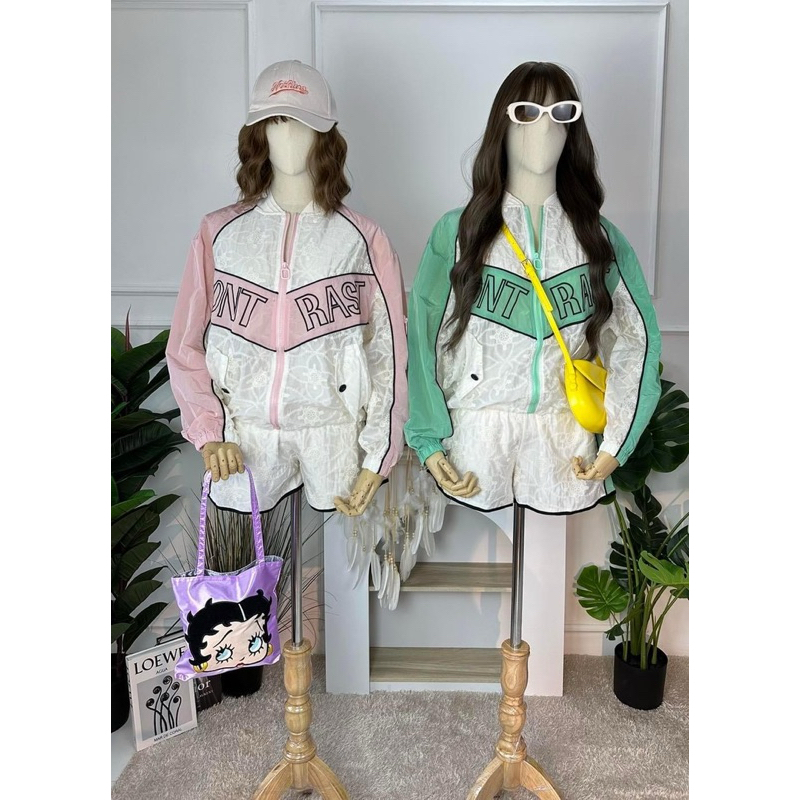 !!SALE275!!รุ่นนี้ได้ทั้งชุดน๊าาส่วนตัวแม่ค้าชอบชุดนี้ ชุดเซ็ทเสื้อแจ็กเก็ตแขนยาวดีเทลลูกไม้ซีทรูทั้งตัว+กางเกงขาสั้น