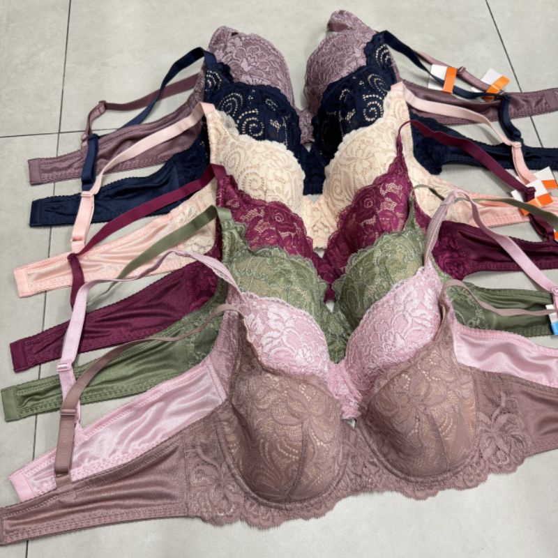 Wienna งานเย็บเฉพาะ(ไม่มีป้าย) บรามีโครง ฟองน้ำบาง