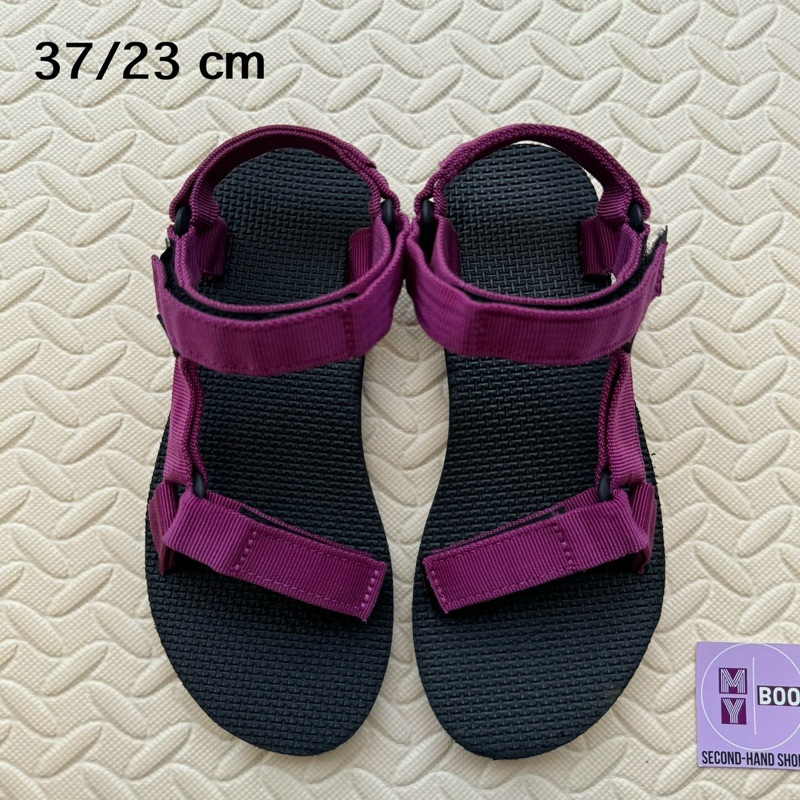 รองเท้ามือสอง Teva Universal (F271)