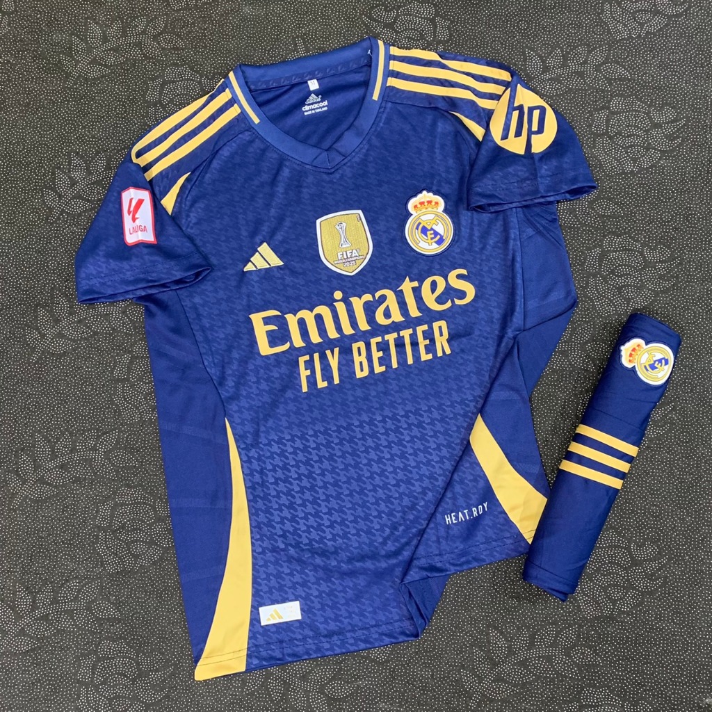 ใหม่ล่าสุด!! เสื้อฟุตบอลทีม เรอัลมาดริด ชุดสาม เกรดแฟนบอล 2024/25 Full Option(เสื้อ+กางเกง พร้อมส่ง)