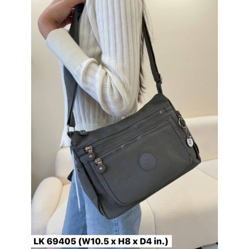 58-Lk69405  กระเป๋าสะพายข้าง ผ้าร่ม  รุ่น LK-69405 ขนาด 10.5" มี 4 ซิป  มีให้เลือก 10 ส