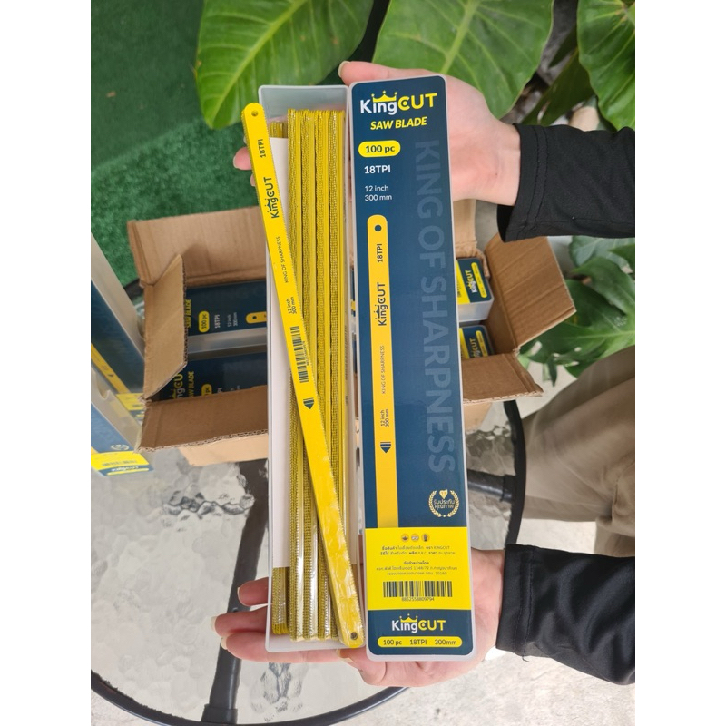 (ยกกล่อง 100 ใบ) ใบเลื่อยตัดเหล็ก Kingcut 18T อย่างดี