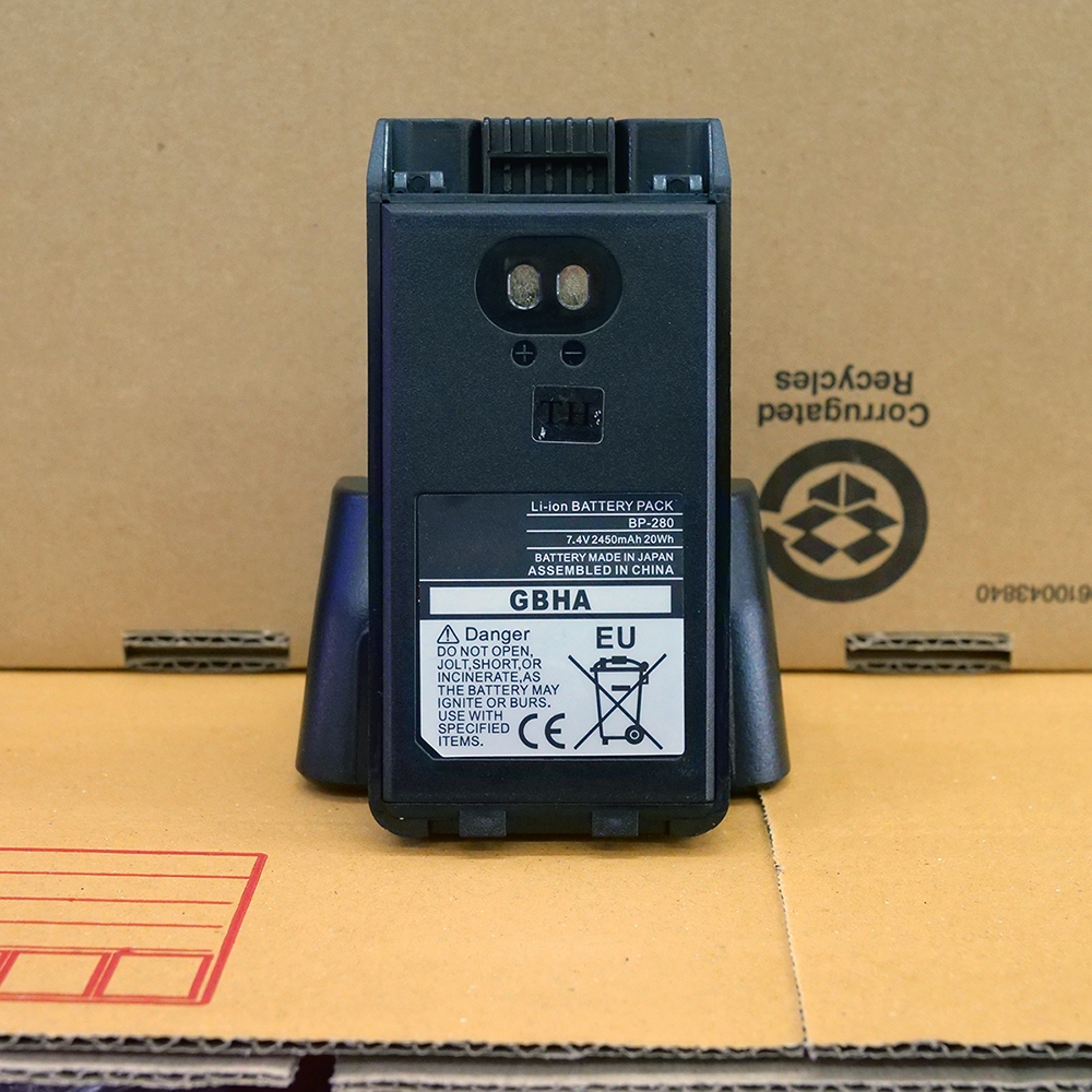 BP-280 แบตเตอรี่ แบบหนา มิลิแอมป์สูง และแท่นชาร์ท BC-213 สำหรับใช้กับ  ICOM IC-G88-T / IC-50FX / IC-