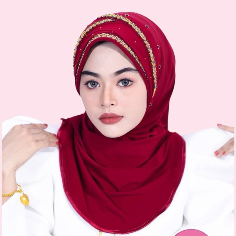 ผ้าคลุมฮิญาบ รุ่น หน้าไขว้ปักคริสตัล