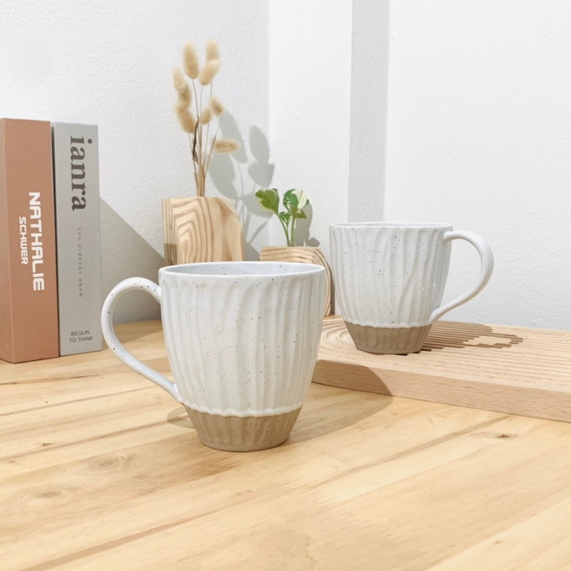 Goodsceramics Mug แก้วเซรามิกริ้วทราย ตัวเเก้วออกเเบบน่ารัก
