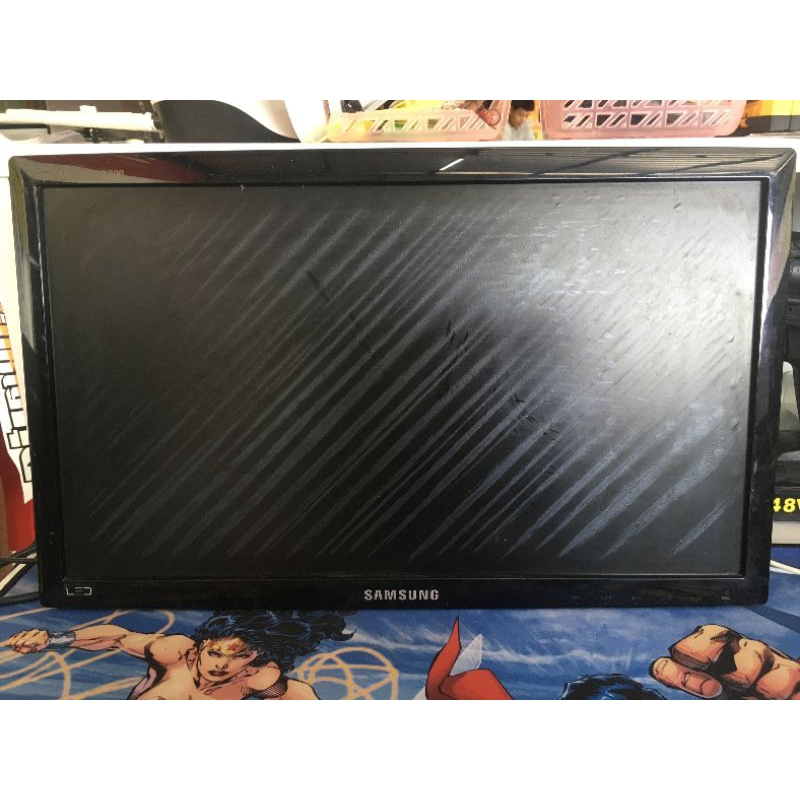 20 นิ้ว 45 องศา แผ่นฟิล์มโพลาไรซ์ Polarizer Wide screen ติดหน้าจอ ทีวี LCD LED จอมอนิเตอร์ #แผ่นฟิล์มติดหน้าจอlcd