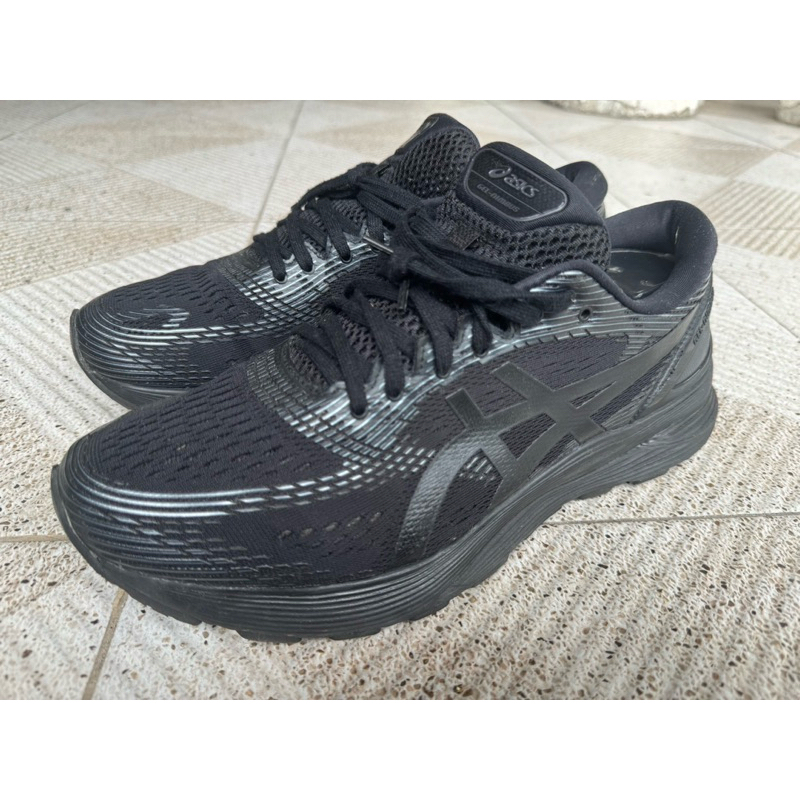 รองเท้ามือสอง  Asics Nimbus21  28.5 10.5US ป้ายไซซ์ขาด วัดพื้นแล้ว