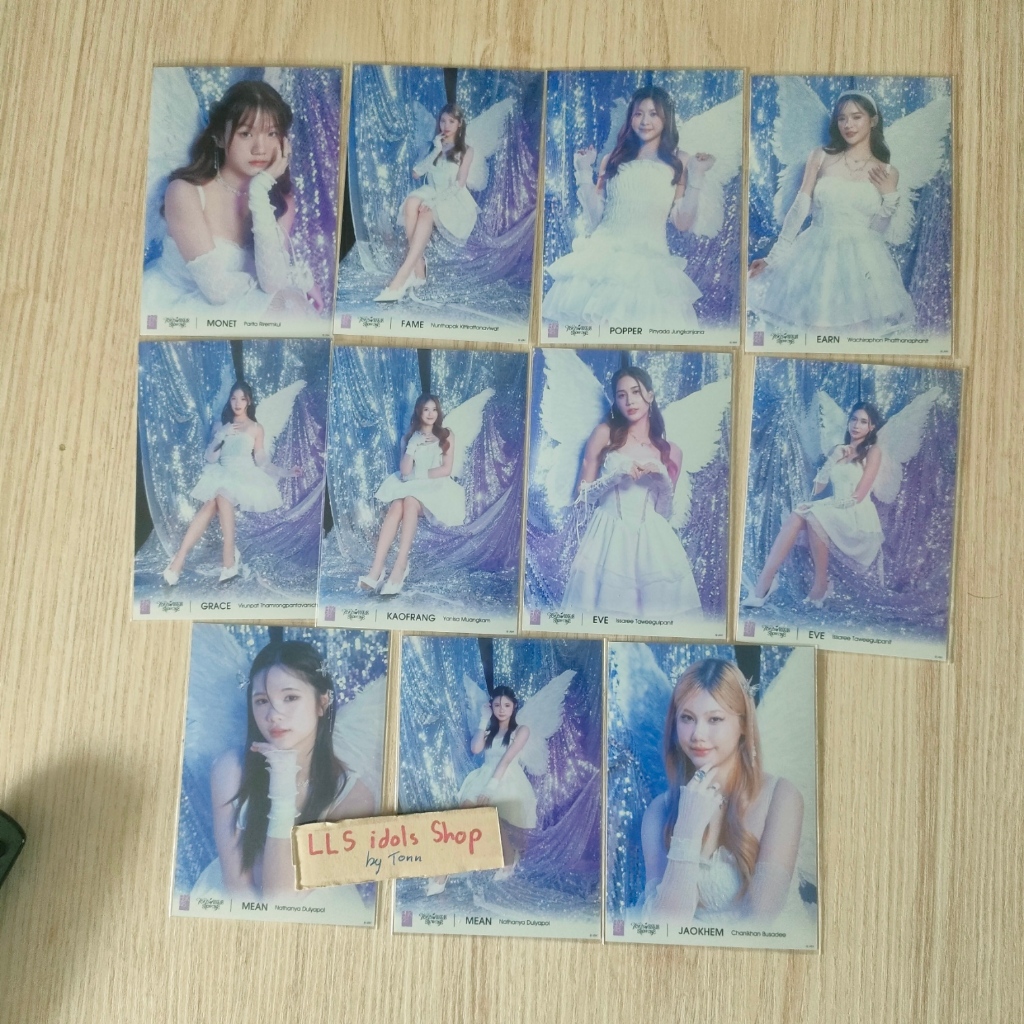 [ใบเศษ 1/3] BNK48 Photoset: Voice of BNK48 (Normal) - รุ่น 1 และรุ่น 3