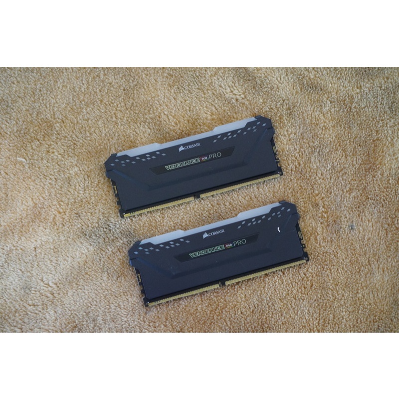 RAM DUMMY (แรมดัมมี่) CORSAIR  รุ่น VENGEANCE RGB PRO LIGHT ENHANCEMENT KIT DDR4  (CMWLEKIT2W) มีไฟ 