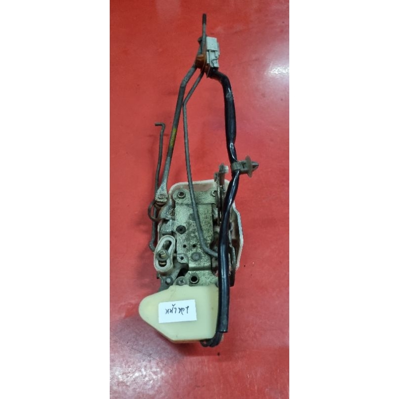 กลอนประตูหน้าขวา พร้อมสวิต์ควบคุม HONDA CIVIC EK (ปี 1996-2000) ของแท้ มือสอง สภาพเยี่ยม