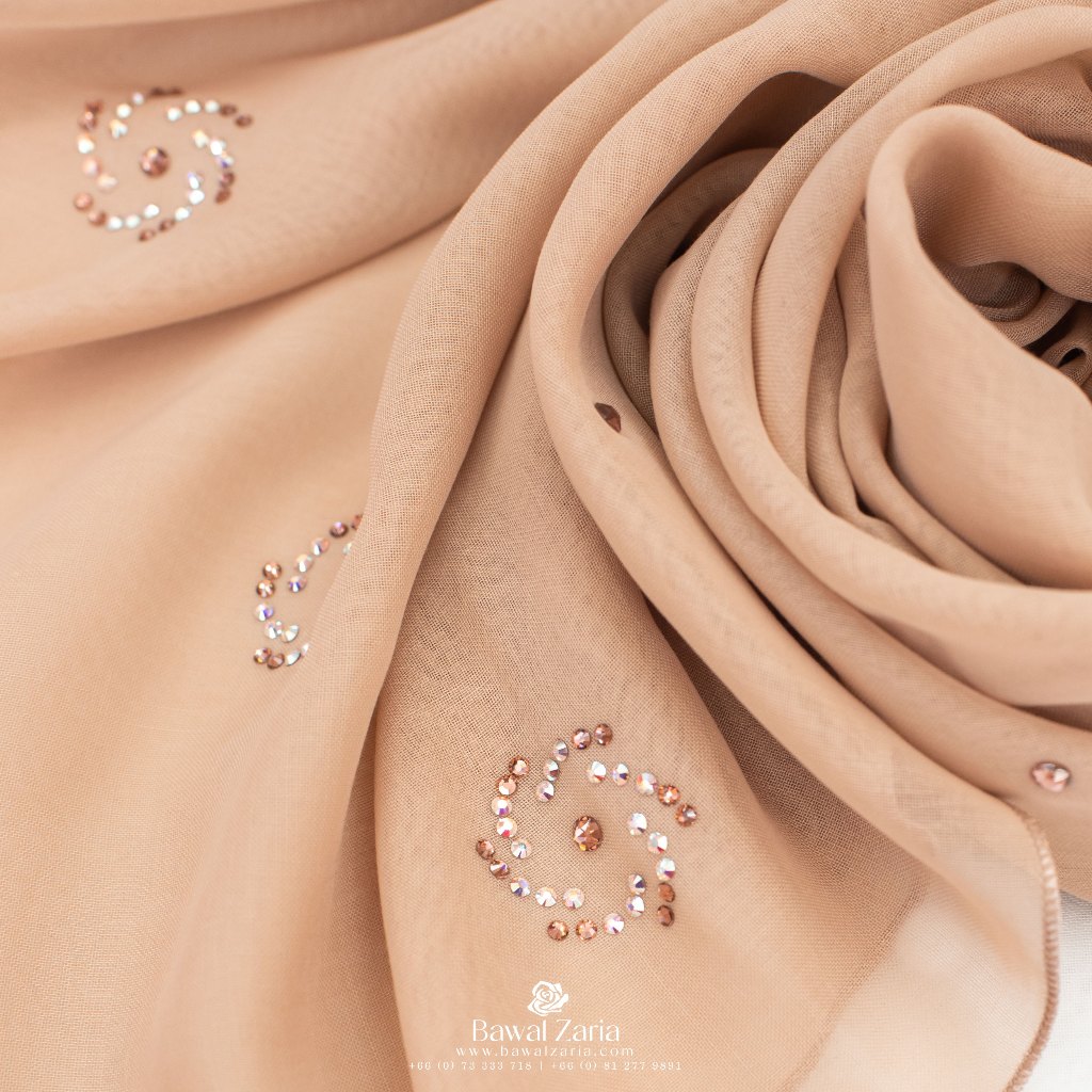 ZARIA Crystal Bawal ผ้าคลุมบาวาประดับคริสตัล