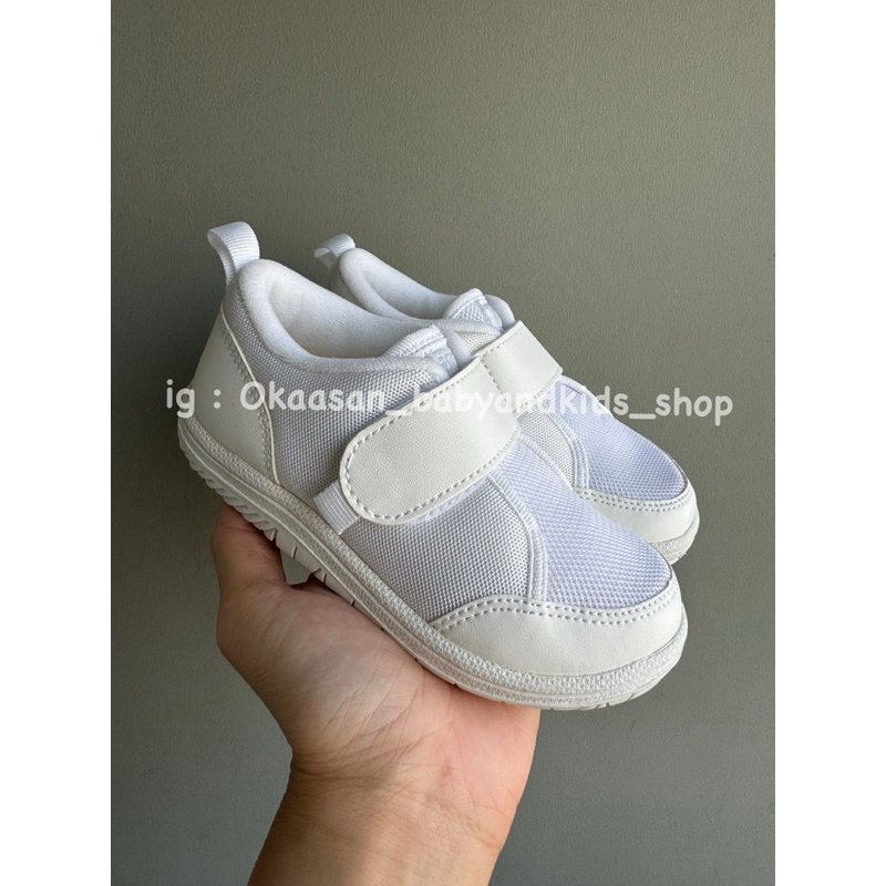 preorder 🇯🇵 asics shoes เอสิคส์พละขาว จากญี่ปุ่น ระบุไซส์ในแชทได้เลยค่ะ