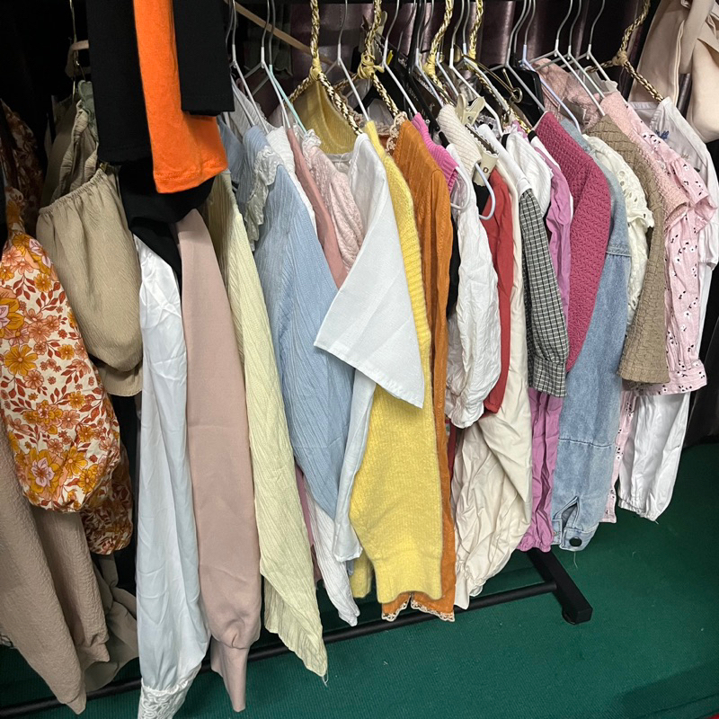 เสื้อแขนยาวทำงานแฟชั่นยกกระสอบ50-80ตัว
