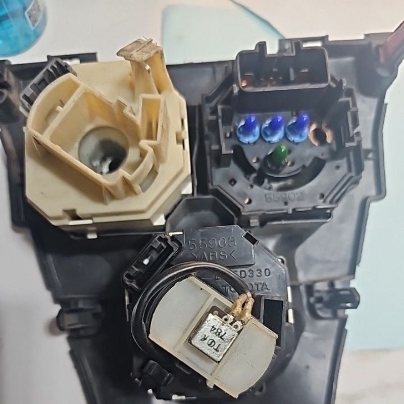 หลอดไฟ สวิทช์แอร์ Toyota สวิทช์ปรับอุณหภูมิ 1 ชุด 3 หลอด สีน้ำเงิน Toyota Vios Yaris Altis หลอดไฟ 3 
