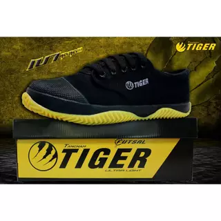 รองเท้าผ้าใบนักเรียน TIGER รุ่น TG9