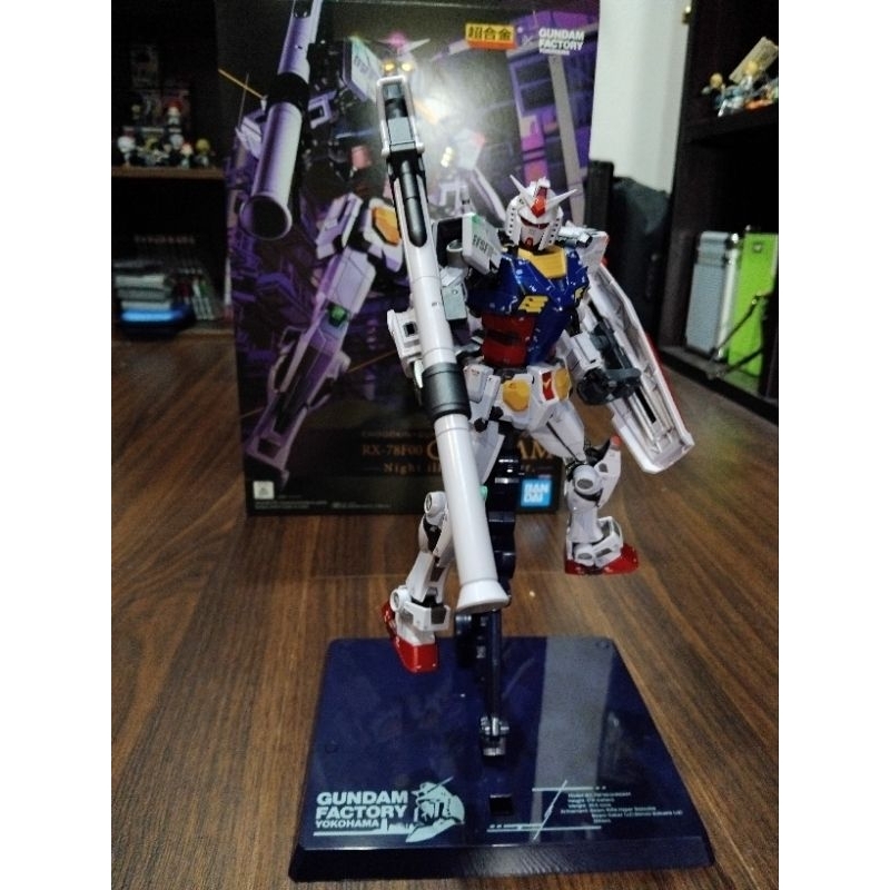 chogokin gundum RX -78 F00 night illuminate version