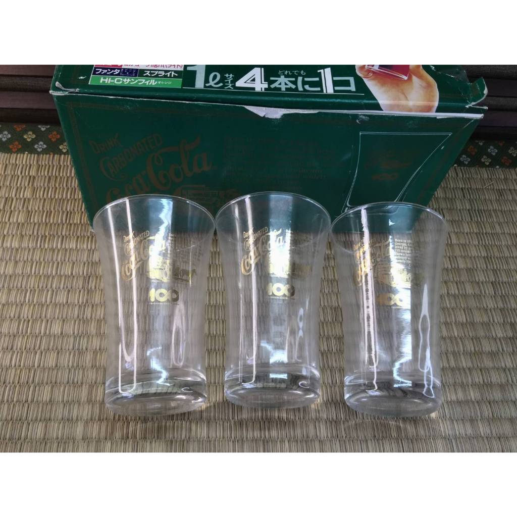 ชุดแก้ว Coca-Cola สุดคลาสสิก 3 ใบ ฉลองครบ 100 ปี