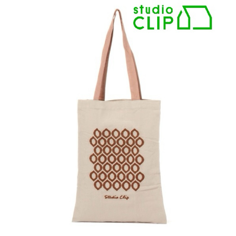 studio clip กระเป๋าผ้าปักลาย สีเบจ 🇯🇵