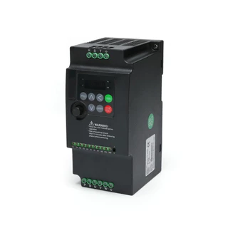 【Ready Stock】220V TO 380V Economical VFD Variable Frequency Drive Converter Inverter ตัวแปลงไดรฟ์ตัวแปรความ 5.5kw - 22kw