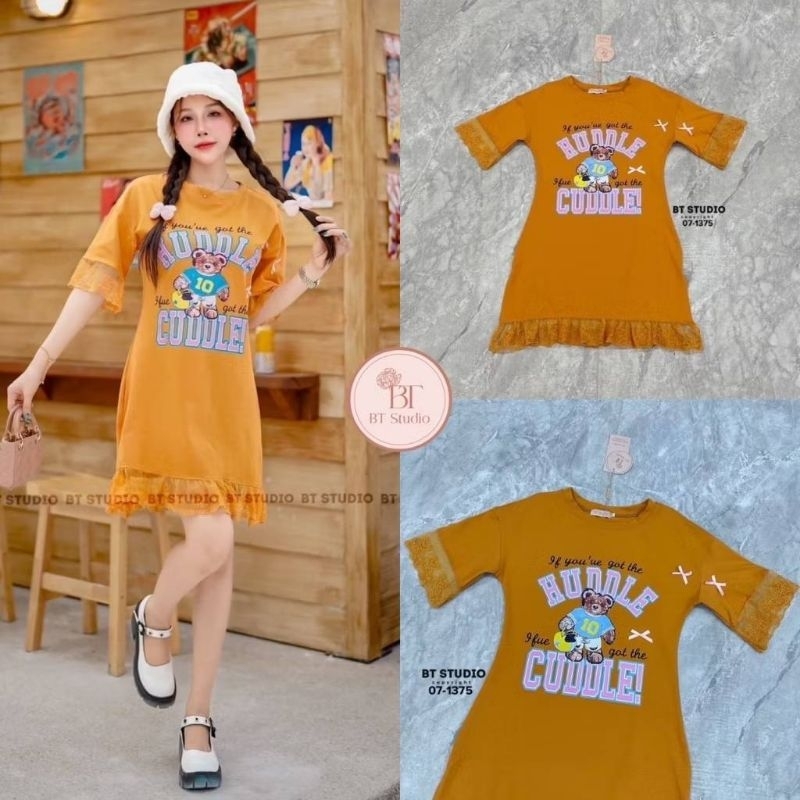 S M L มือ1 BT STUDIO มินิเดรสผ้ายืดคอกลม พิมพ์ลาย แต่งลูกไม้ชายและปลายแขน ใส่สวยน่ารักสุดๆ ป้าย BT S