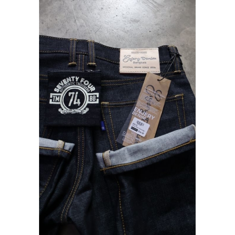 Enjery denim x 74DEnim. กระบอกเล็ก,ตรง 15Oz. ดีฟบลูน้ำเงินเข้ม ริมแดง