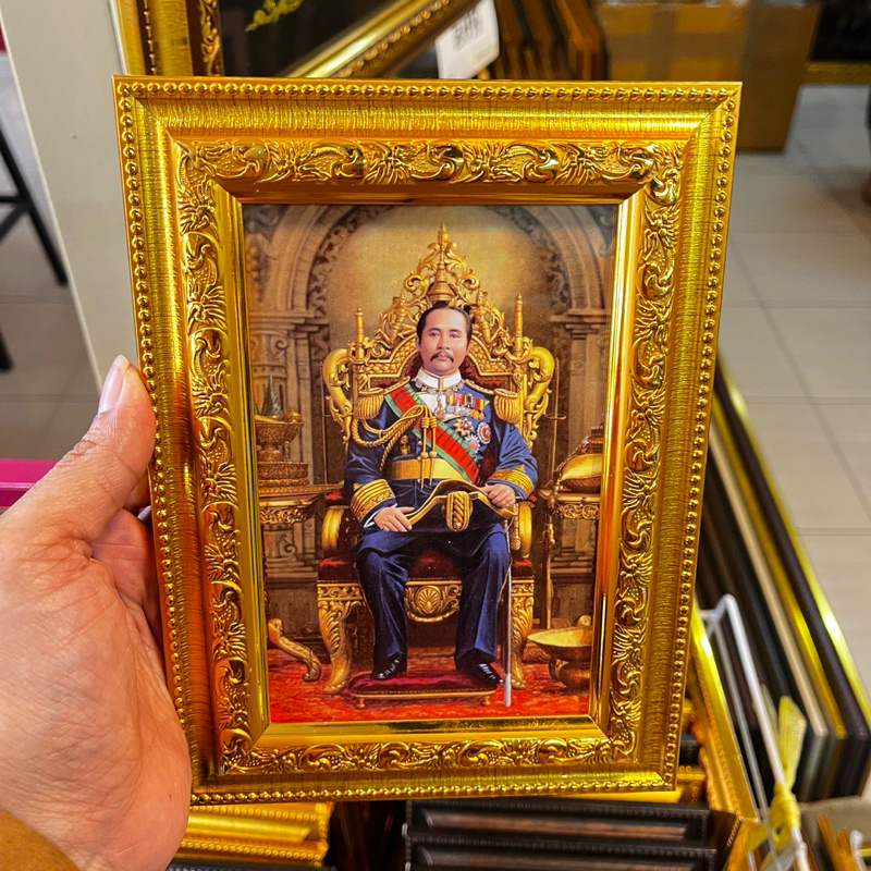 กรอบรูปภาพ รัชกาลที่ 5 ขนาด 5x7 นิ้ว ตั้งโต๊ะหรือห้อยแขวน ของขวัญ เสริมความเป็นศิริมงคล