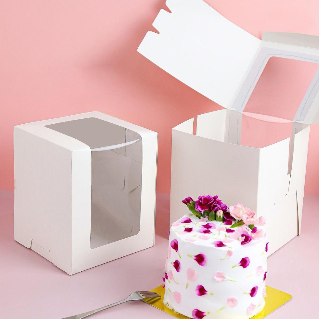 กล่องเค้กครึ่งปอนด์ทรงสูง ขนาด 15x15x18 ซม. หน้าต่างวีเชฟ (20ใบ/แพ็ค)