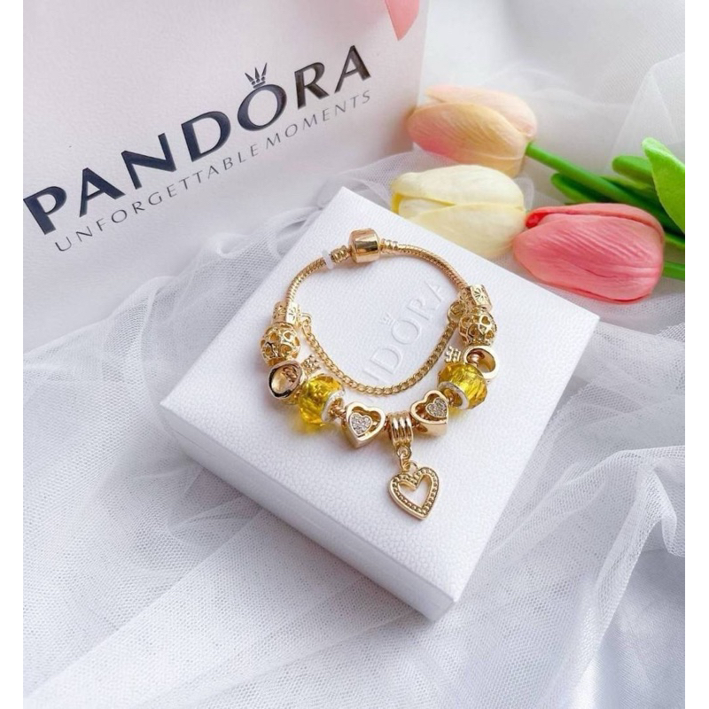 กำไลข้อมือ PANDORA #จี้หัวใจชาร์มเหลือง