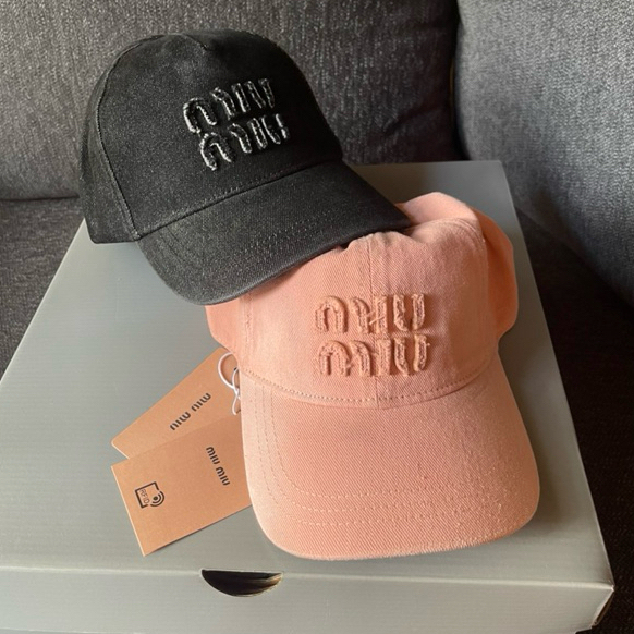 หมวกแก็ปมิวMlU เบสบอลงานตัวอักษร คอลเลคชั่นใหม่ล่าสุด พร้อมส่ง งานเทียบแท้1:1 ✅ – โปรปัง