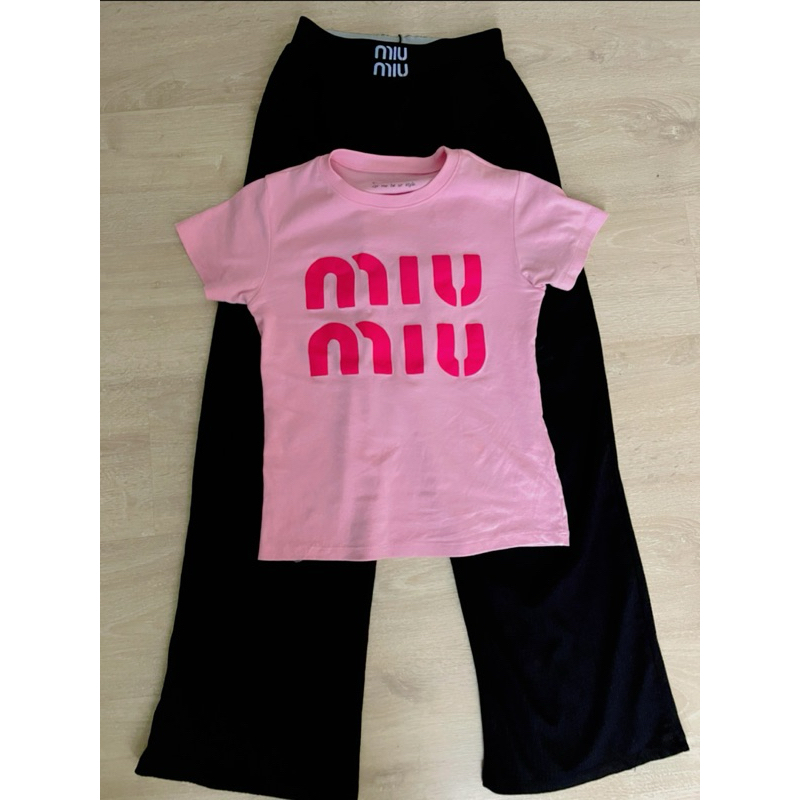 ชุดเซ็ท2ชิ้นลายmiumiu