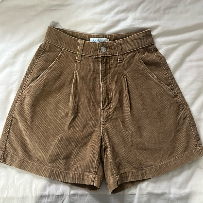 tdga.co กางเกงลูกฟูกขาสั้น รุ่น Bagel shorts