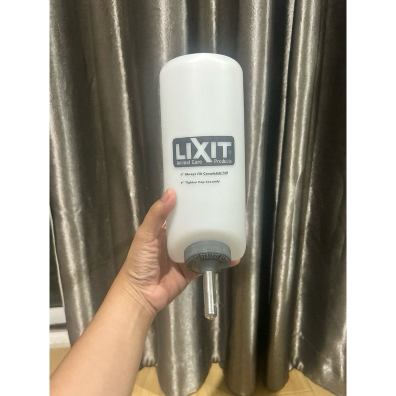 ขวดน้ำ LIXIT กระบอกน้ำสัตว์เลี้ยงระบบสูญญากาศ  กระบอกน้ำกระต่าย 32Oz.
