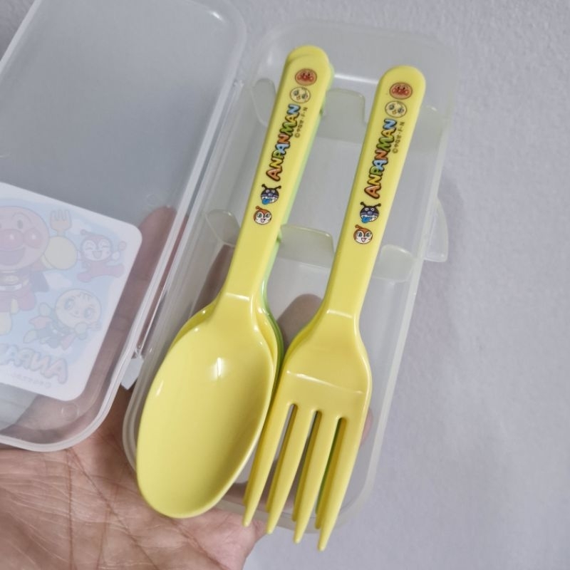 ช้อนส้อมอันปัง anpan ในกล่องเก็บ สภาพใหม่มี 4 คู่
