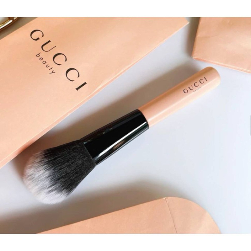 GUCCI Beauty Blush Brush แปรง 1 ชิ้น ขนาด 12 CM