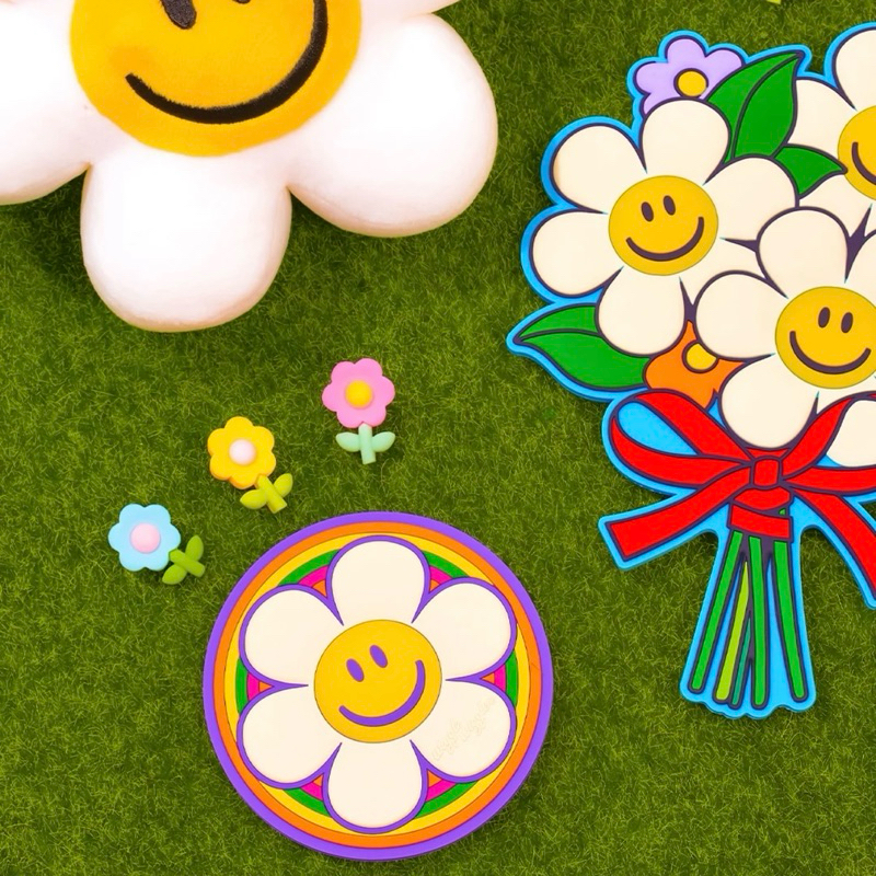 พร้อมส่ง Wiggle Wiggle ของแท้   กระจกพกพา Hand Mirror กระจกน่ารัก Pocket Mirror กระจกแต่งหน้า วิกเกิ้ล วิกเกิ้ล 02008 ราคา ถูกที่สุด ดีลบีเคเค แกลเลอรีภาพที่ 8