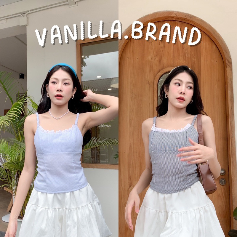 เสื้อสายเดี่ยวคอลูกไม้ ดีเทลสายย่น -ttm / VB0455