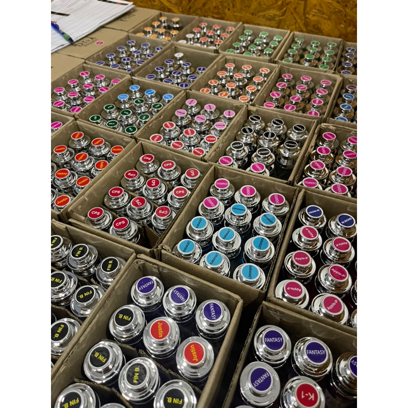 สินค้าพร้อมส่ง น้ำหอมดีว่า ยกลัง 50 90 100 ขวด ทักแชทเลือกกลิ่น