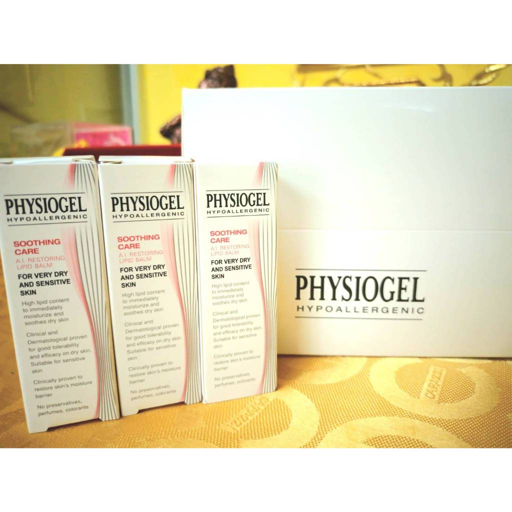 ซื้อ 3 หลอดถูกกว่า Physiogel ฟิสิโอเจล Soothing Care A.I. Restoring Lipid Balm 10 ml. ลดการอักเสบแดงของผิวหนัง