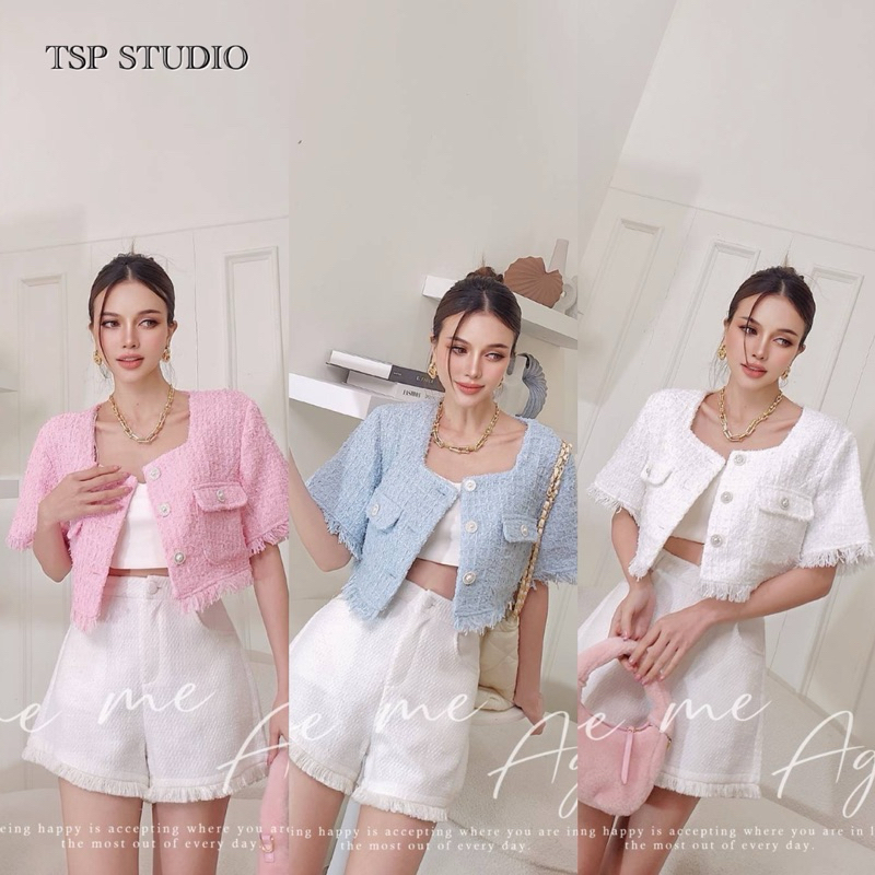 Pearl tweed เสื้อครอปงานผ้าทอทวีตแบบพิเศษมีเทคเจอร์เนื้อผ้า พรีเมี่ยมสุดๆ เย็บซับทั้งตัว คัตติ้งเนี๊ยบ ให้ลุคคุณหนูสุดๆ