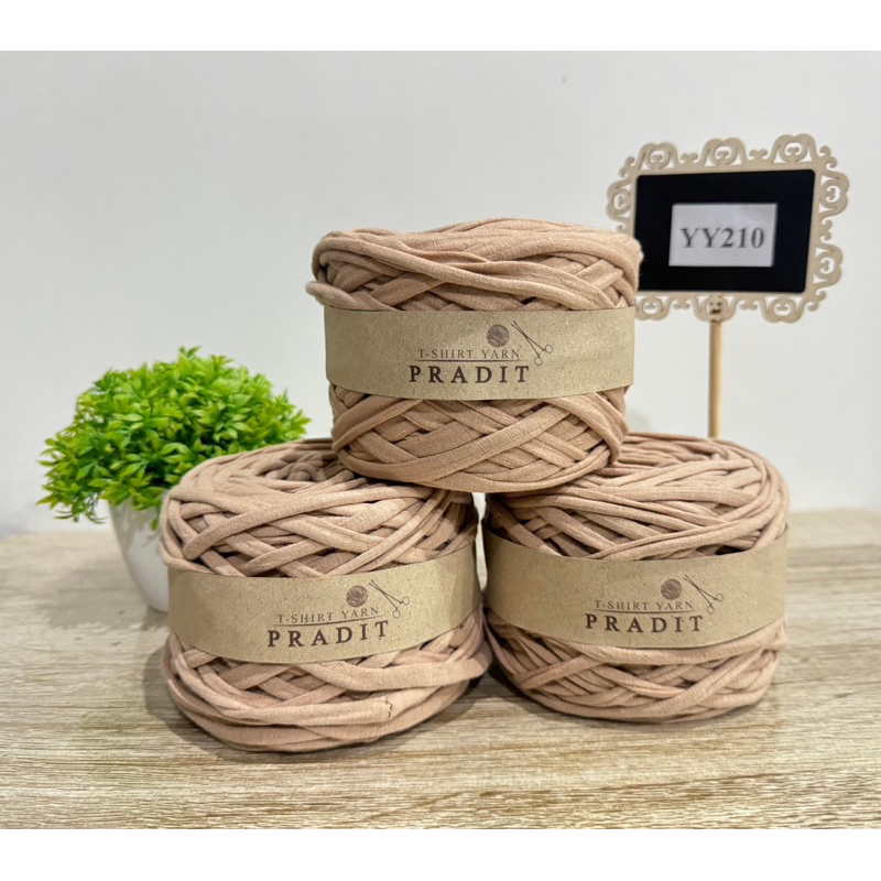 ไหมผ้ายืด T-Shirt Yarn ไหมผ้า 250g. (YY210)