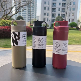 PANDA Minimal Tumbler Design กระบอกน้ำสแตนเลส ฝาพับ มีหลอดดูดน้ำที่ฝา มีหูหิ้ว ขนาด 550 ml
