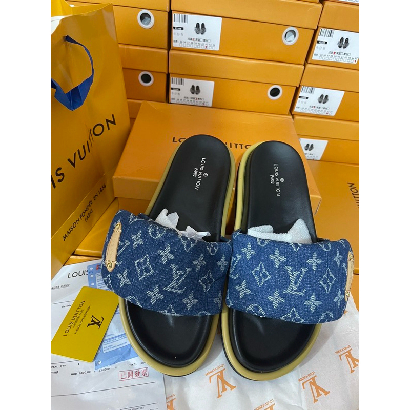 รองเท้าแตะ L.V แบบสวม งานHiend 1:1 (size38-45)แถมกล่อง ตรงปก💯