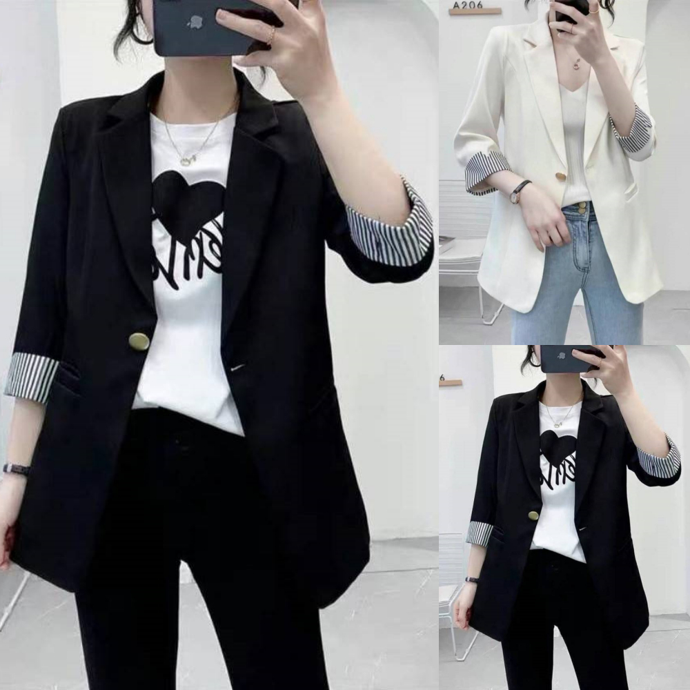 พร้อมส่ง เสื้อสูทแขนยาวผ้าฮานารี่กระดุมหน้ากระเป๋าหน้าปลายแขนแต่งลายริ้ว ( H2 ) A5029