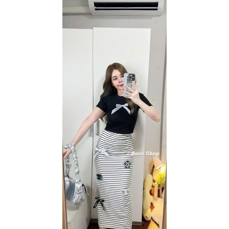 Lanta Set ครอปผ้ายูนิโคล่เนื้อดีแต่งน้อนโบว์ชา กระโปรงแต่งอะไหล่สุดปัง คอมเฟริมว่าคุ้มค่ากับราคาเเน่นอนคราา