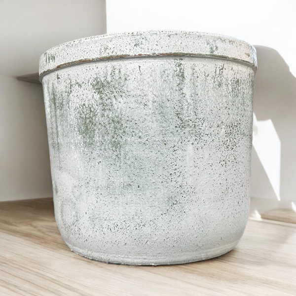 Flowerpotกระถางดินเผาทรงกลมตรงปากขอบ ขนาด 31 x 27 cm.
