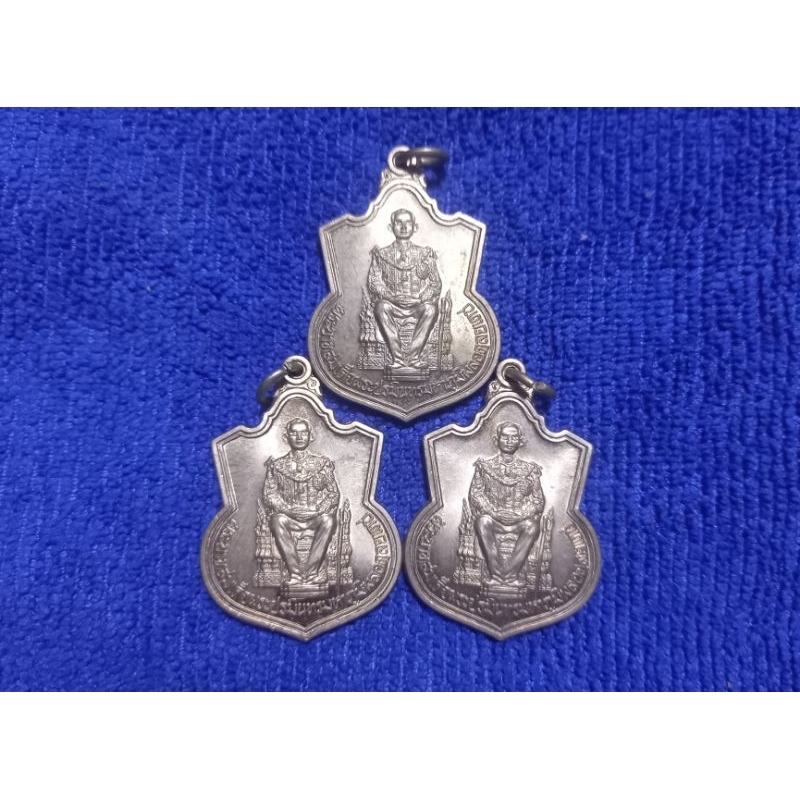 ( CR-423 ) เหรียญ นั่งบัลลังก์ปี 2539