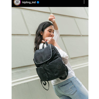 Kipling ของแท้ 💯% กระเป๋าเป้รุ่น New City Pack S สี Paka Black เป้ทรงยอดนิยม มาในสีของคอลฯ ตัวแพง เรียบหรูดูดีมากค่ะ